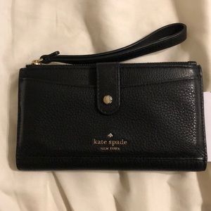 Black Kate Spade Wristlet